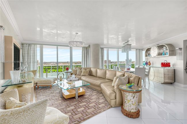 2401 - 19955 Ne 38th Ct, Condo with 2 bedrooms, 3 bathrooms and null parking in Aventura FL | Image 2