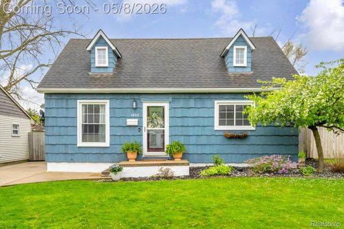 1250 Orchard St, Ferndale, MI, 48220-3010 | Card Image