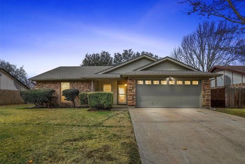 324 Sioux St, Keller, TX, 76248-2445 | Card Image