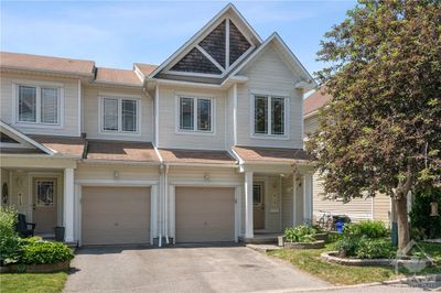 415 Hillsboro Pvt, Condo with 3 bedrooms, 3 bathrooms and 2 parking in Ottawa ON | Image 1