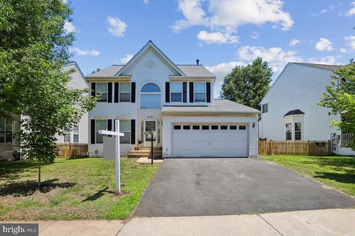 8737 Hackney Dr, BRISTOW, VA, 20136-2029 | Card Image