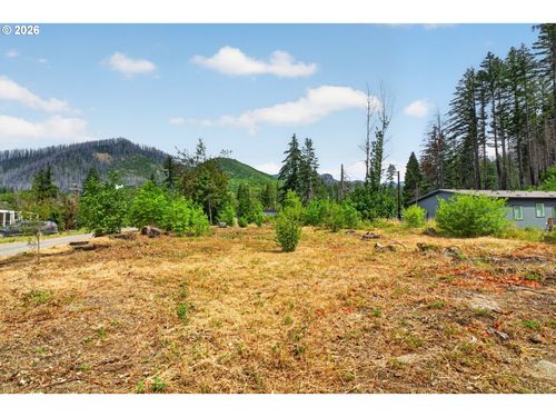 51790 Echo St, Blue River, OR, 97413-9778 | Card Image