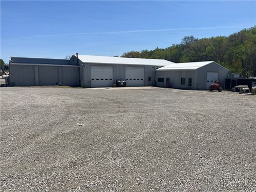 2433 Jefferson Ave, Washington, PA, 15301-1421 | Card Image
