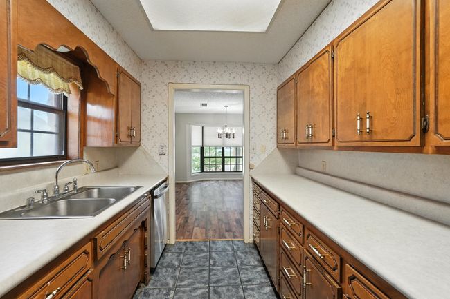 5241 Hunters Cir, House other with 3 bedrooms, 2 bathrooms and null parking in Abilene TX | Image 9
