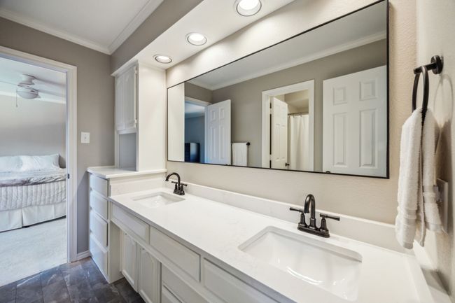 5800 Still Forest Dr, House other with 4 bedrooms, 4 bathrooms and null parking in Dallas TX | Image 14