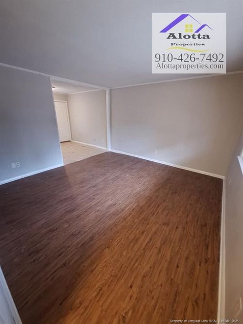 4214 S Dowfield Dr, Fayetteville, NC, 28311-3742 | Card Image