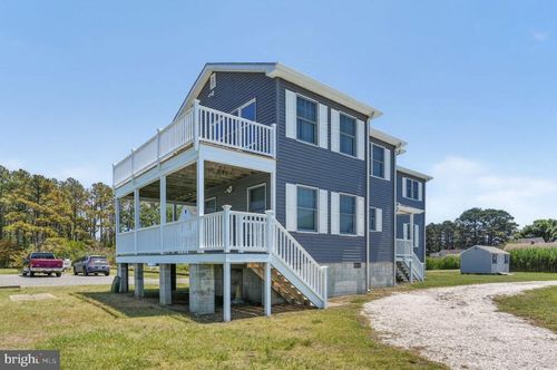 5061 Bay Colony, CHINCOTEAGUE ISLAND, VA, 23336-3529 | Card Image