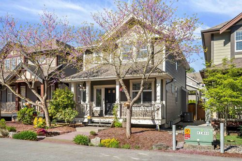 6867 208a St, Langley, BC, V2Y0G2 | Card Image
