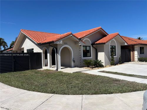 800 Nw 133rd Ave, Miami, FL, 33182-1806 | Card Image
