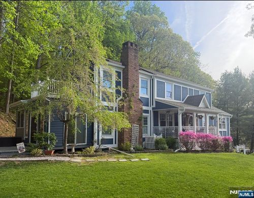 22 Brandywine Rise, Green Brook, NJ, 08812-1815 | Card Image