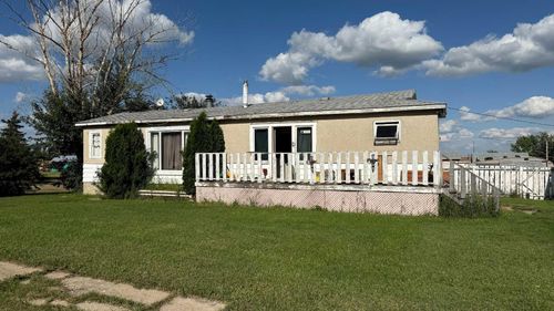 236 Main Street, Craigmyle, AB, T0J0T0 | Card Image