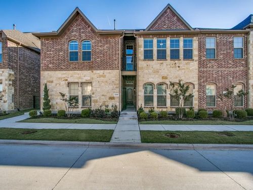 1468 Arapaho Dr, Carrollton, TX, 75010-3304 | Card Image