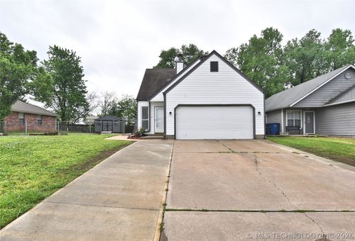 1828 58th St, Tulsa, OK, 74107-8430 | Card Image