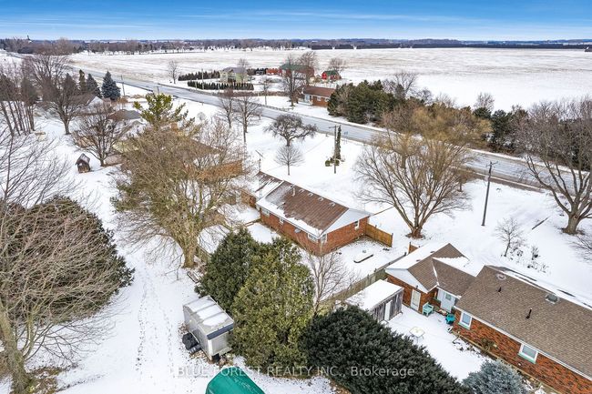 25172 St Clair Rd, House other with 3 bedrooms, 1 bathrooms and 4 parking in Dover Centre ON | Image 32