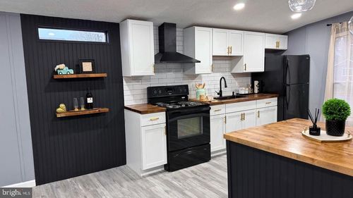 201 Forest Green Rd, ABERDEEN, MD, 21001-4340 | Card Image