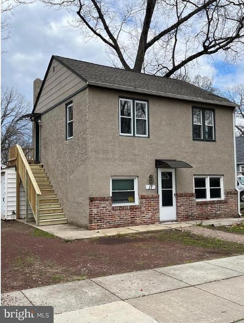 17 W 7th Ave, PINE HILL, NJ, 08021-6343 | Card Image