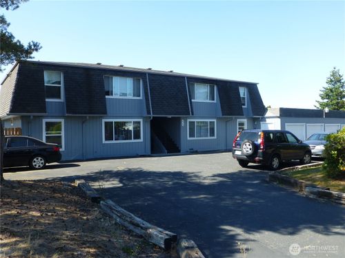 225 N 21st St, Mount Vernon, WA, 98273-3594 | Card Image