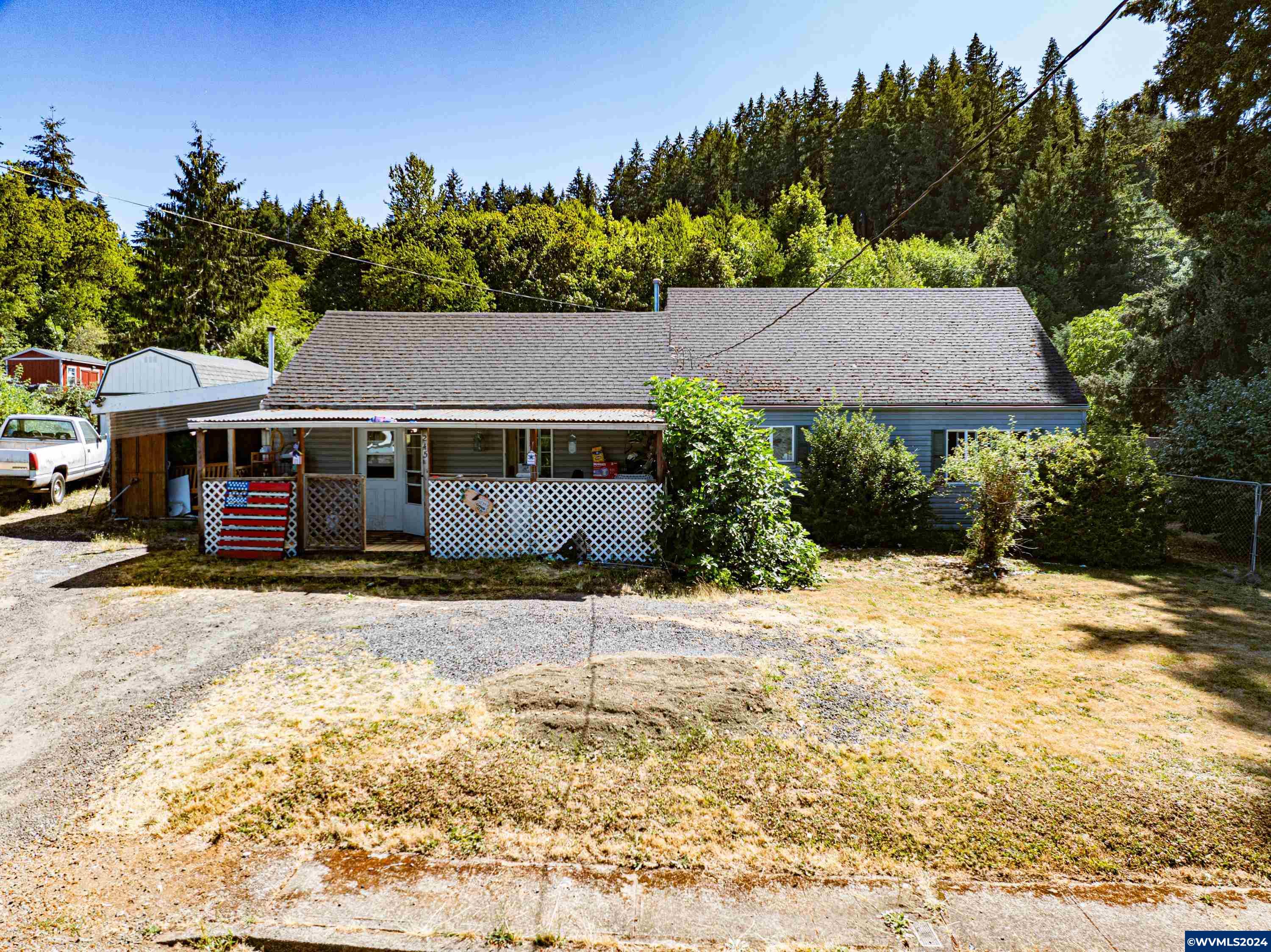 18th Ave, Sweet Home, OR 97386