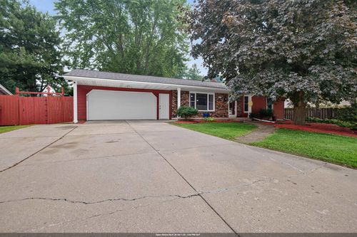 511 S Superior Road, GREEN BAY, WI, 54311 | Card Image