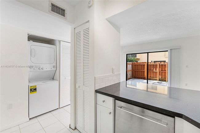 0 - 10127 Sw 77th Ct, Condo with 2 bedrooms, 1 bathrooms and null parking in Miami FL | Image 14