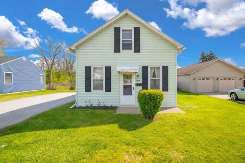 1839 Water St, Port Huron, MI, 48060-4137 | Card Image