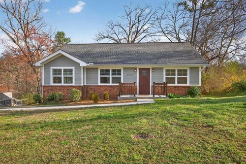 1306 Springview Dr, Chattanooga, TN, 37421-4431 | Card Image