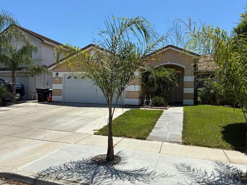 868 Alcoy Dr, Ceres, CA, 95307-7301 | Card Image