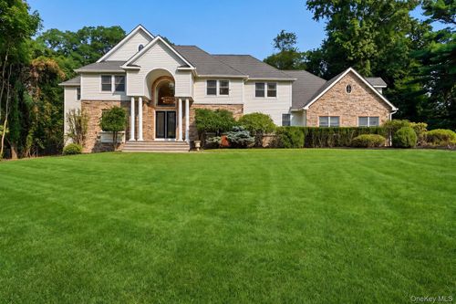 126 Old Field Rd, Setauket, NY, 11733-1668 | Card Image
