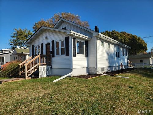 2900 Iowa St, Granite City, IL, 62040-4924 | Card Image