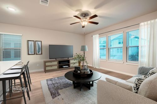 371 Huisache St, Lake Jackson, TX, 77566-4204 | Card Image