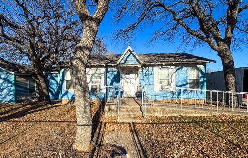 2007 Avenue E, Cisco, TX, 76437-5131 | Card Image