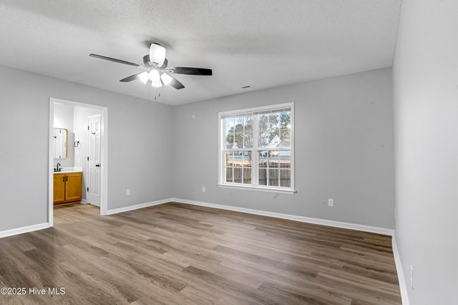 401 Pebble Ln, House other with 3 bedrooms, 2 bathrooms and 2 parking in Jacksonville NC | Image 11