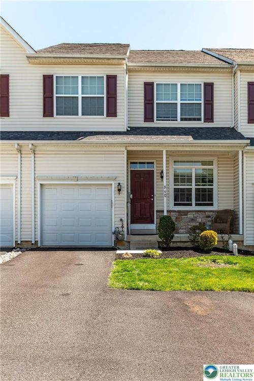 940 King Way, BREINIGSVILLE, PA, 18031-1484 | Card Image