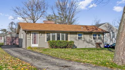 1812 Burlington Avenue, House other with 2 bedrooms, 1 bathrooms and 2 parking in Lisle IL | Image 1