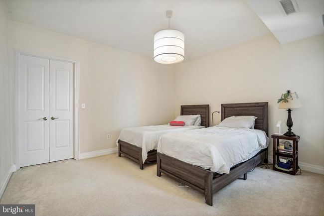 APT-1403 - 8220 Crestwood Heights Dr, Condo with 1 bedrooms, 2 bathrooms and null parking in MCLEAN VA | Image 4