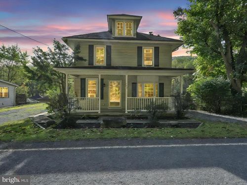 171 Molleystown Rd, Pine Grove, PA, 17963-8681 | Card Image