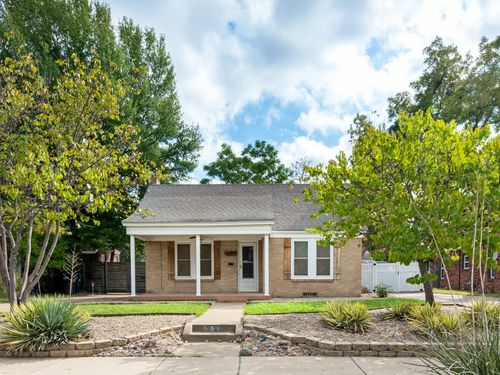 1122 Bonnie Brae Ave, Fort Worth, TX, 76111-4303 | Card Image