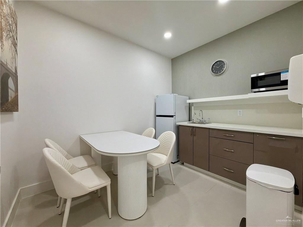 Commercial Lease in McAllen 2