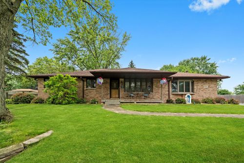 8950 S 84th Ave, Hickory Hills, IL, 60457-1306 | Card Image
