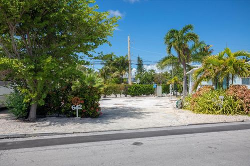 642-701 Spanish Main Dr, Cudjoe Key, FL, 33042-4361 | Card Image