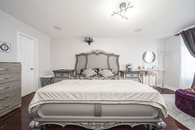 60 Capistro St, House other with 8 bedrooms, 5 bathrooms and 4 parking in Brampton ON | Image 33