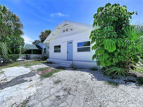 1835 24th Street S, St Petersburg, FL, 33712 | Card Image