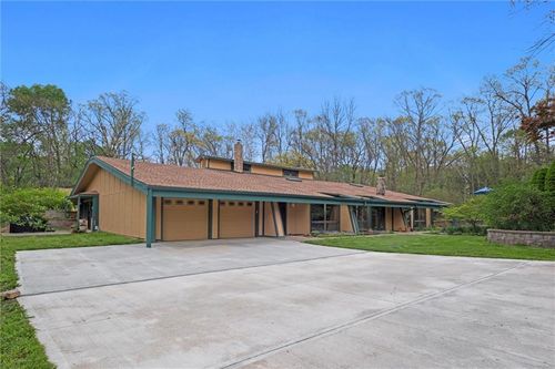19913 Peppertree Rd, Edgerton, KS, 66021-9706 | Card Image