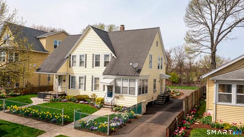 77 Atwater St, West Haven, CT, 06516-5309 | Card Image