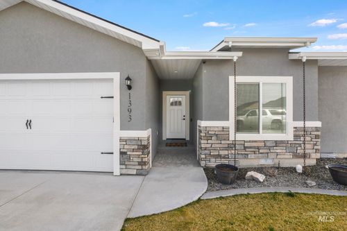 1393 Golden Pheasant Dr, Twin Falls, ID, 83301-5652 | Card Image