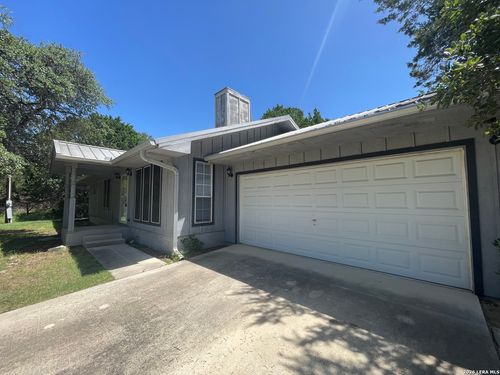 1640 Lonesome, Canyon Lake, TX, 78133-2858 | Card Image