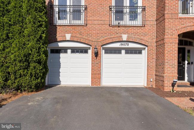 19070 Arroyo Ter, Townhouse with 4 bedrooms, 5 bathrooms and null parking in Lansdowne VA | Image 6