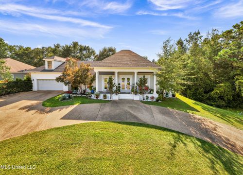 13086 Riverwalk Cir, D'Iberville, MS, 39540-7770 | Card Image