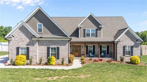 118 Old Dutch Rd, Advance, NC, 27006-7667 | Card Image