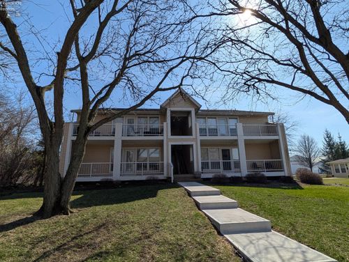 apt-a-311 N Lake Pine Dr, Lakeside, OH, 43440-1220 | Card Image